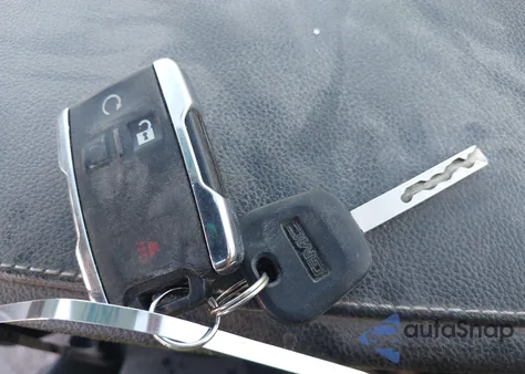 2015 GMC Sierra 1500 Denali z USA, uszkodzony, nr VIN 3GTU2WEC7FG515311